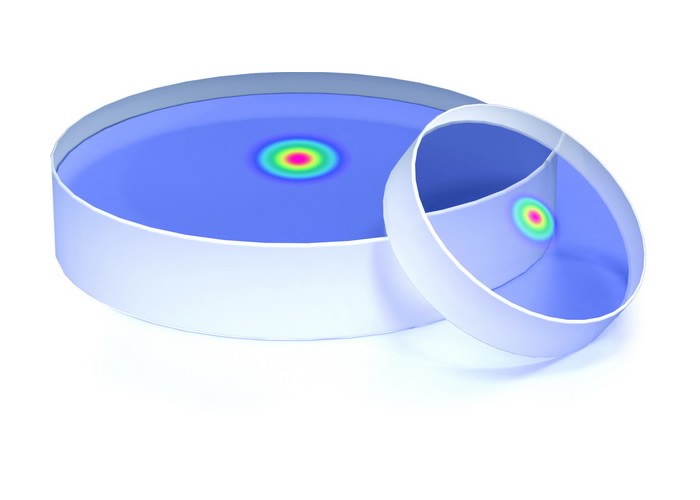 Variable reflectivity mirrors