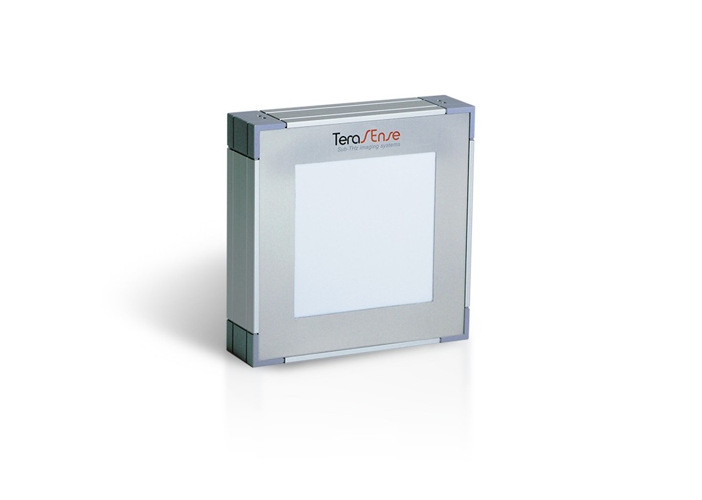 Terahertz camera Tera-4096